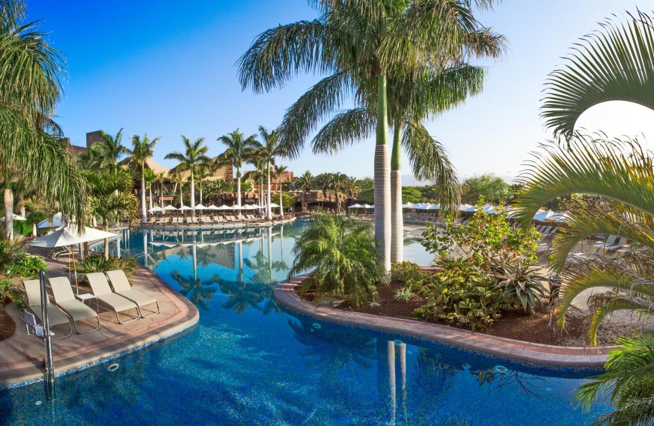 Lopesan Baobab Resort Meloneras Esterno foto The pool at the Atlantis Paradise Island