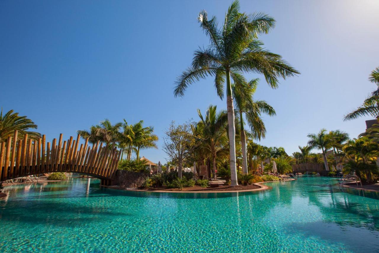 Lopesan Baobab Resort Meloneras Esterno foto The pool at the Sheraton Hotel